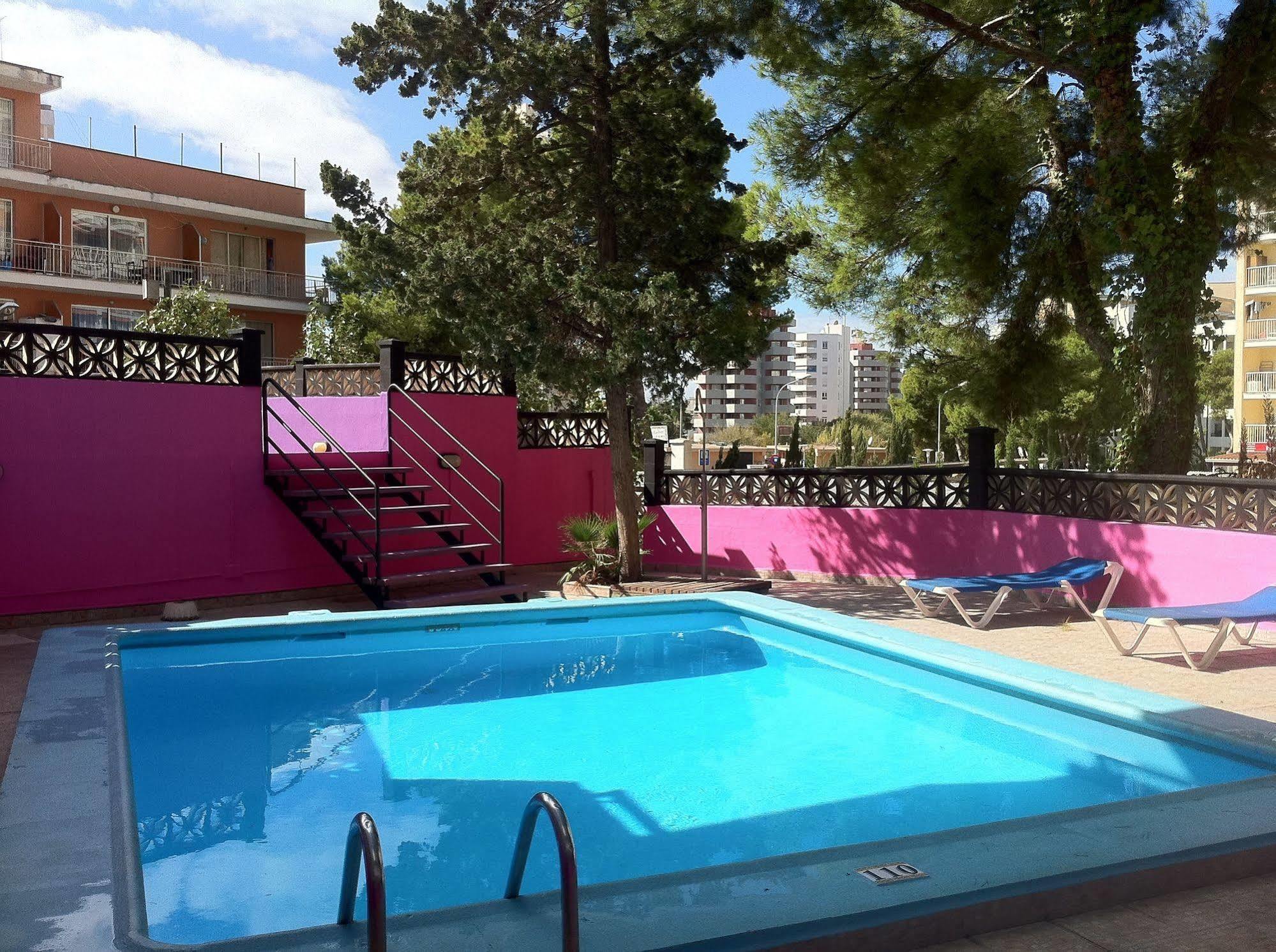 Coco Hotell 5*